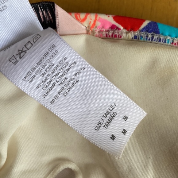 Juicy Couture swim top size M pre-owned condition - Picture 7 of 11